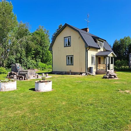 Gula Huset, Lakene Ostgard Esterno foto